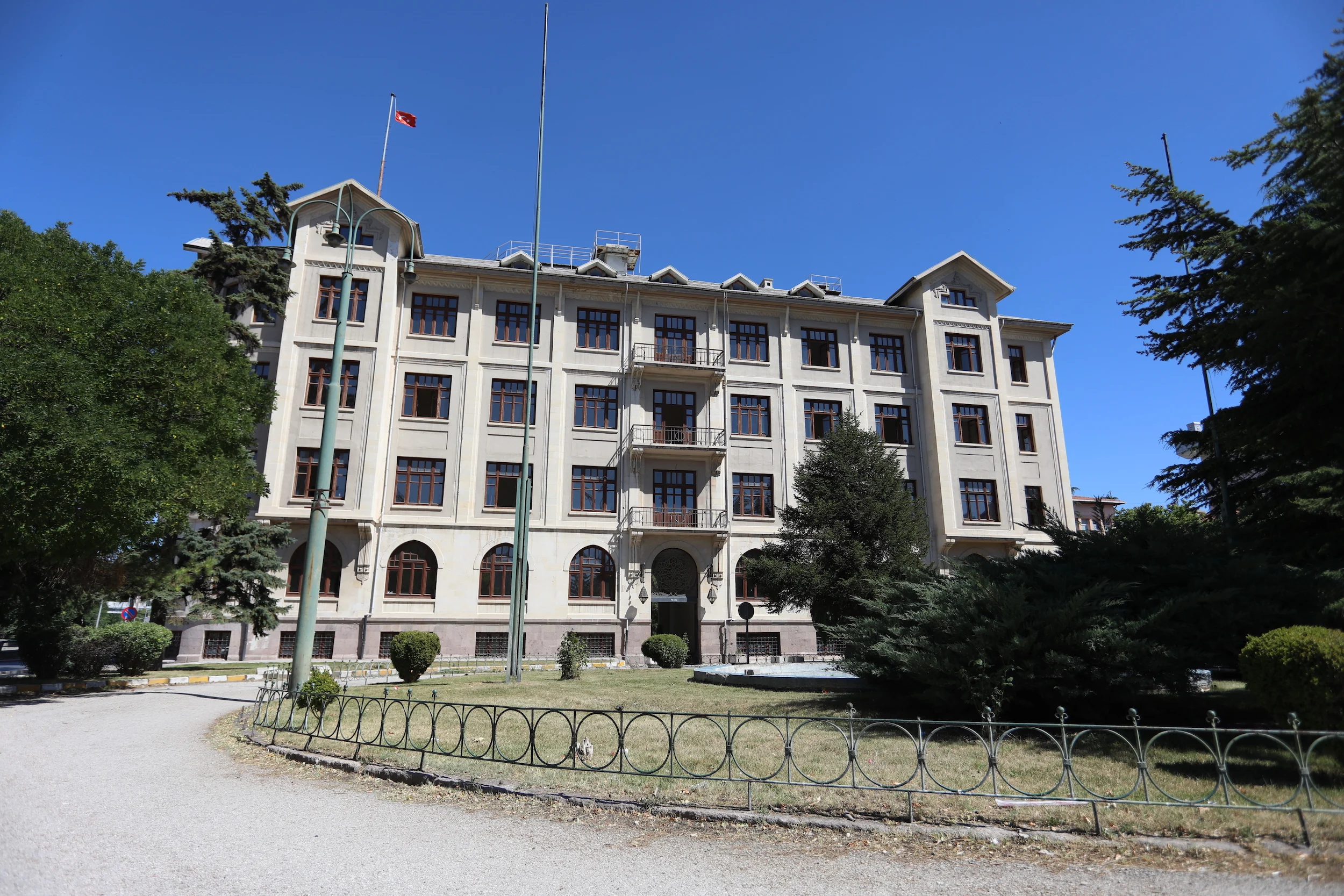 ankara medipol universitesi find and study 1 1 - Ankara Medipol Üniversitesi