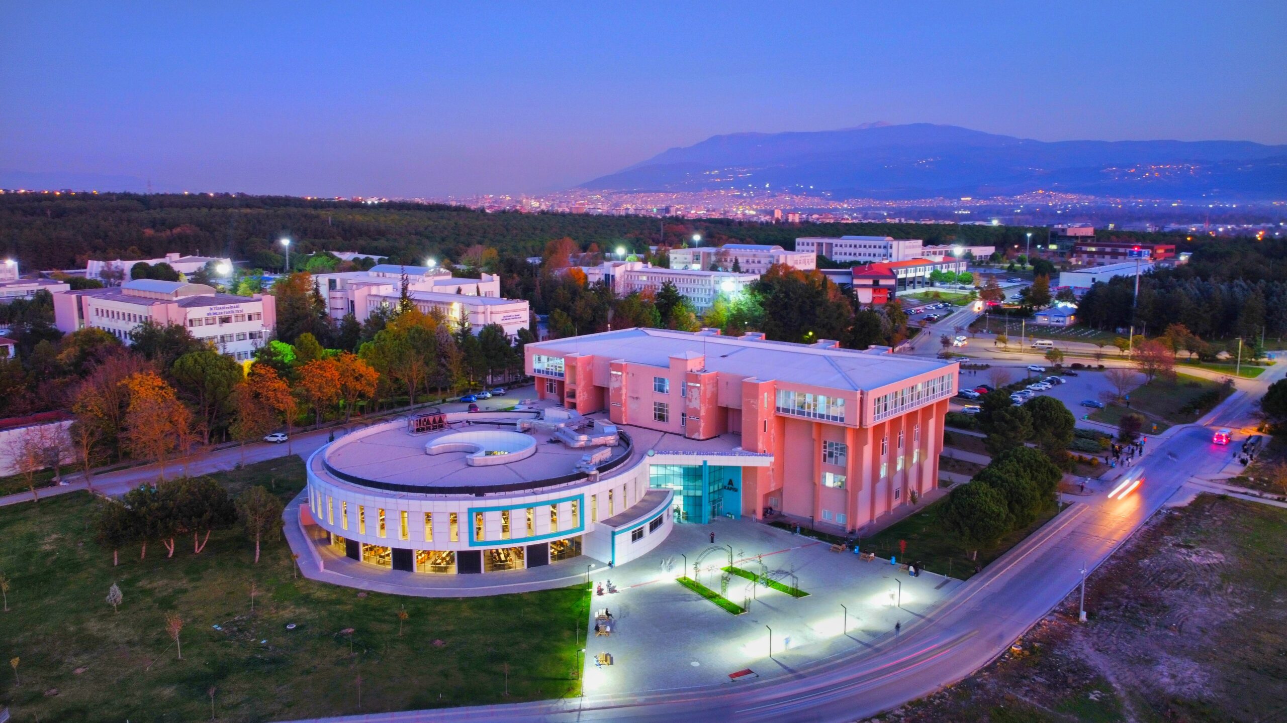 bursa uludag universitesi find and study 8 scaled - Bursa Uludağ Üniversitesi