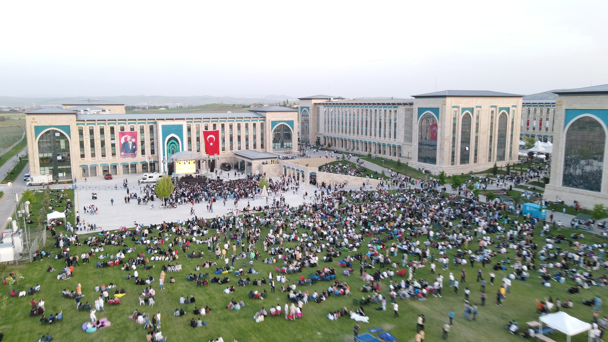 ankarayildirim universitesi find and study 1 - Ankara Yildirim Beyazit University