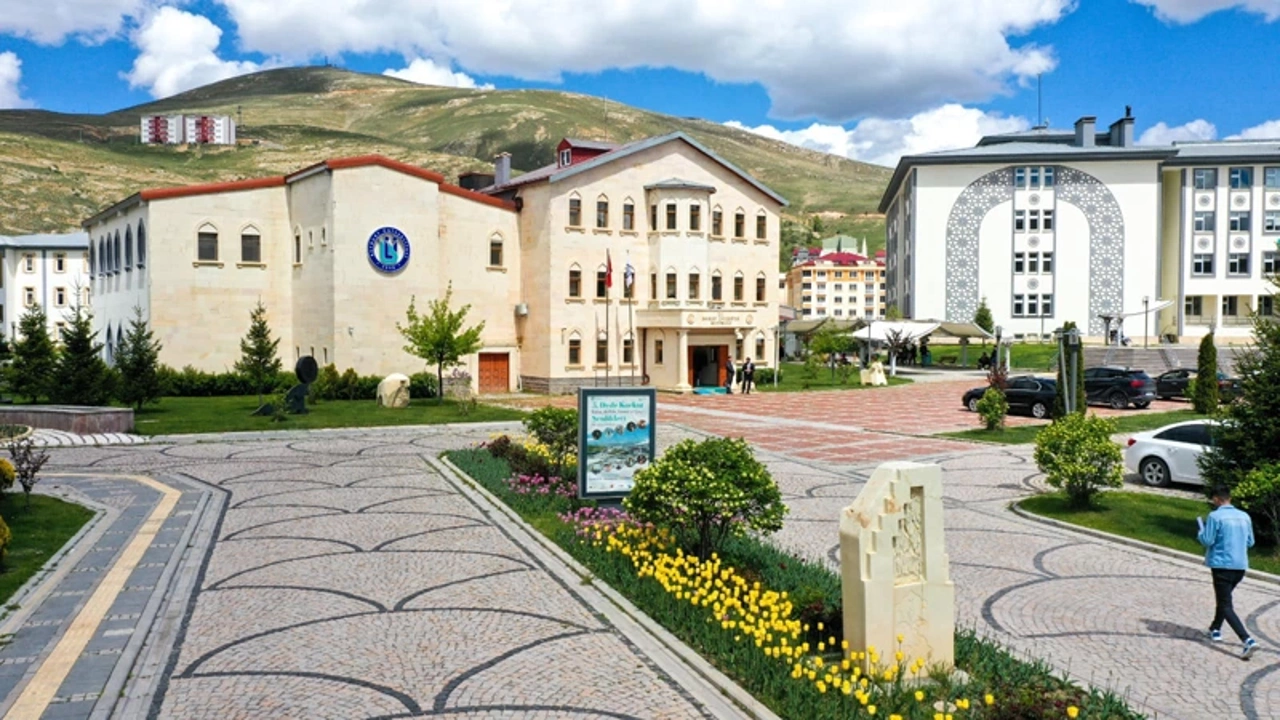 bayburt universitesi find and study 6 - Университет Байбурт