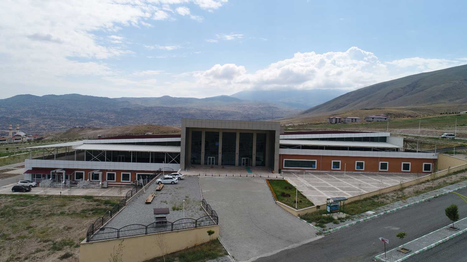 igdir universitesi find and study 2 - Университет Ыгдыр